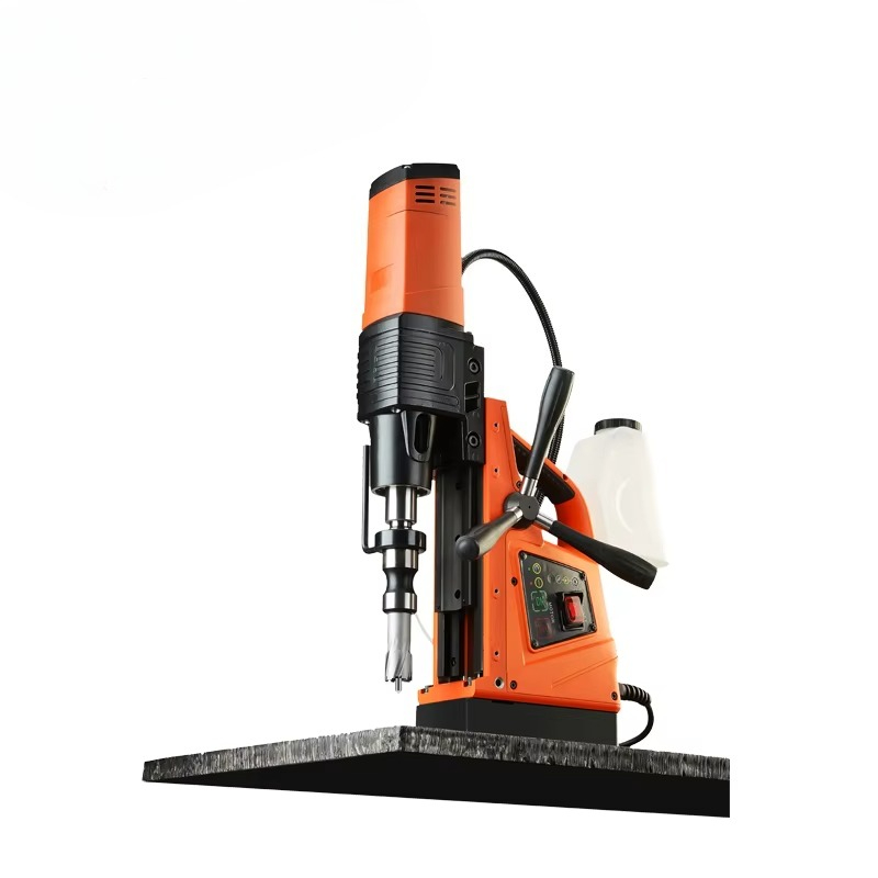 Wiertarka z magnetyczną podsta – Power Tools Used In Construction recenzja i cena