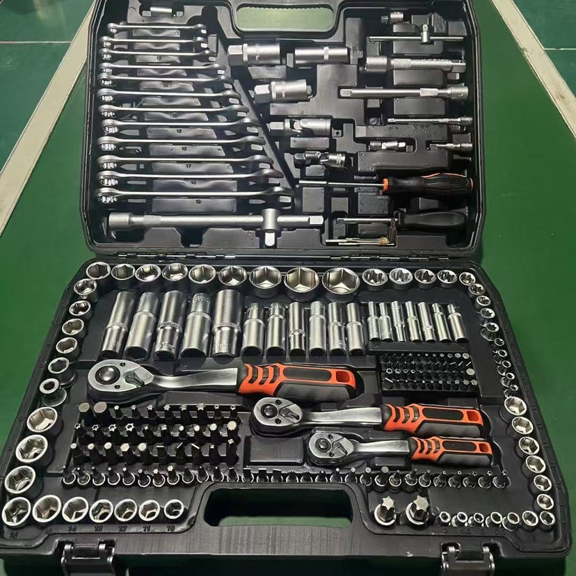 216-częściowy zestaw narzędzi  – Power Tools Hand Tools recenzja i cena