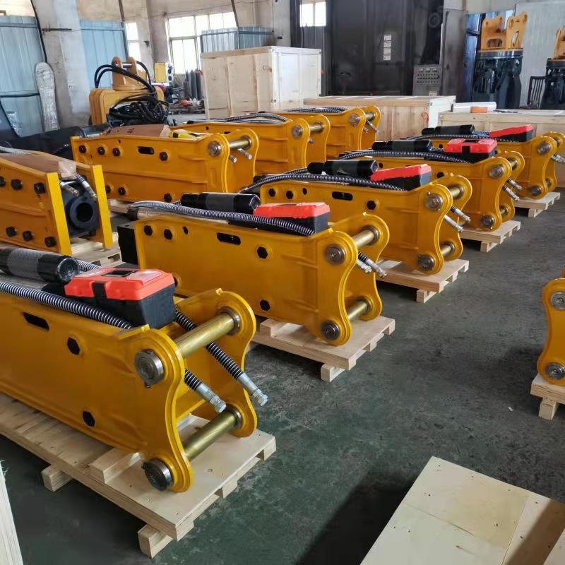 Hydrauliczny młot udarowy SB40 – Power Tools For Construction recenzja i cena